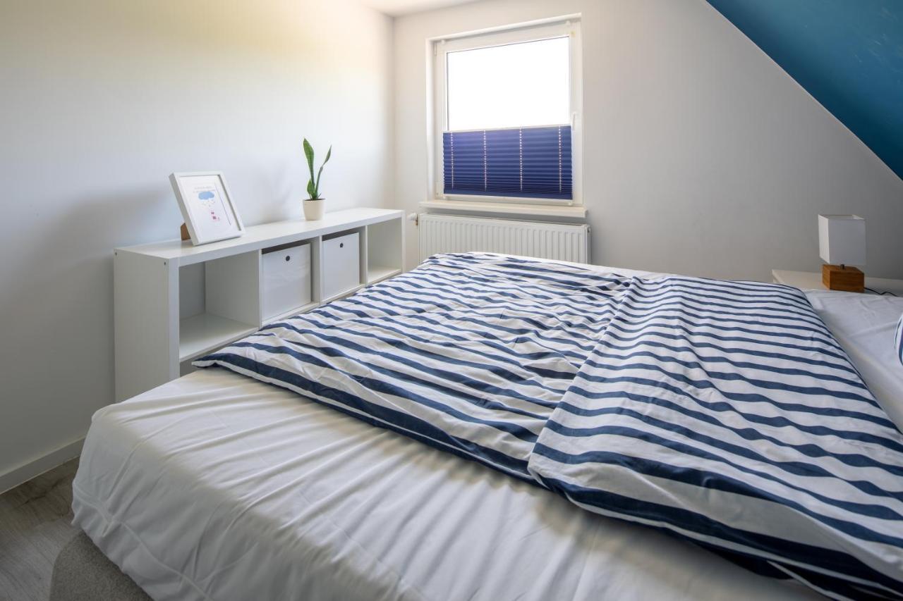 Ferienhaus Annika in Schillig-Horumersiel mit frisch sanierten 8 Wohnungen Exterior foto